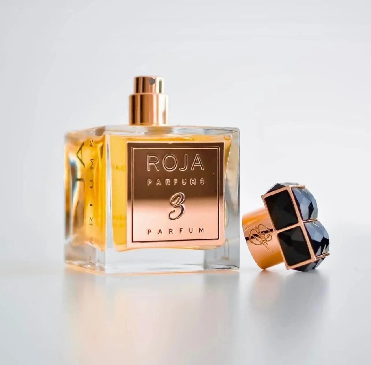 Roja Parfum de la Nuit No 3 - Maison VELORÉ